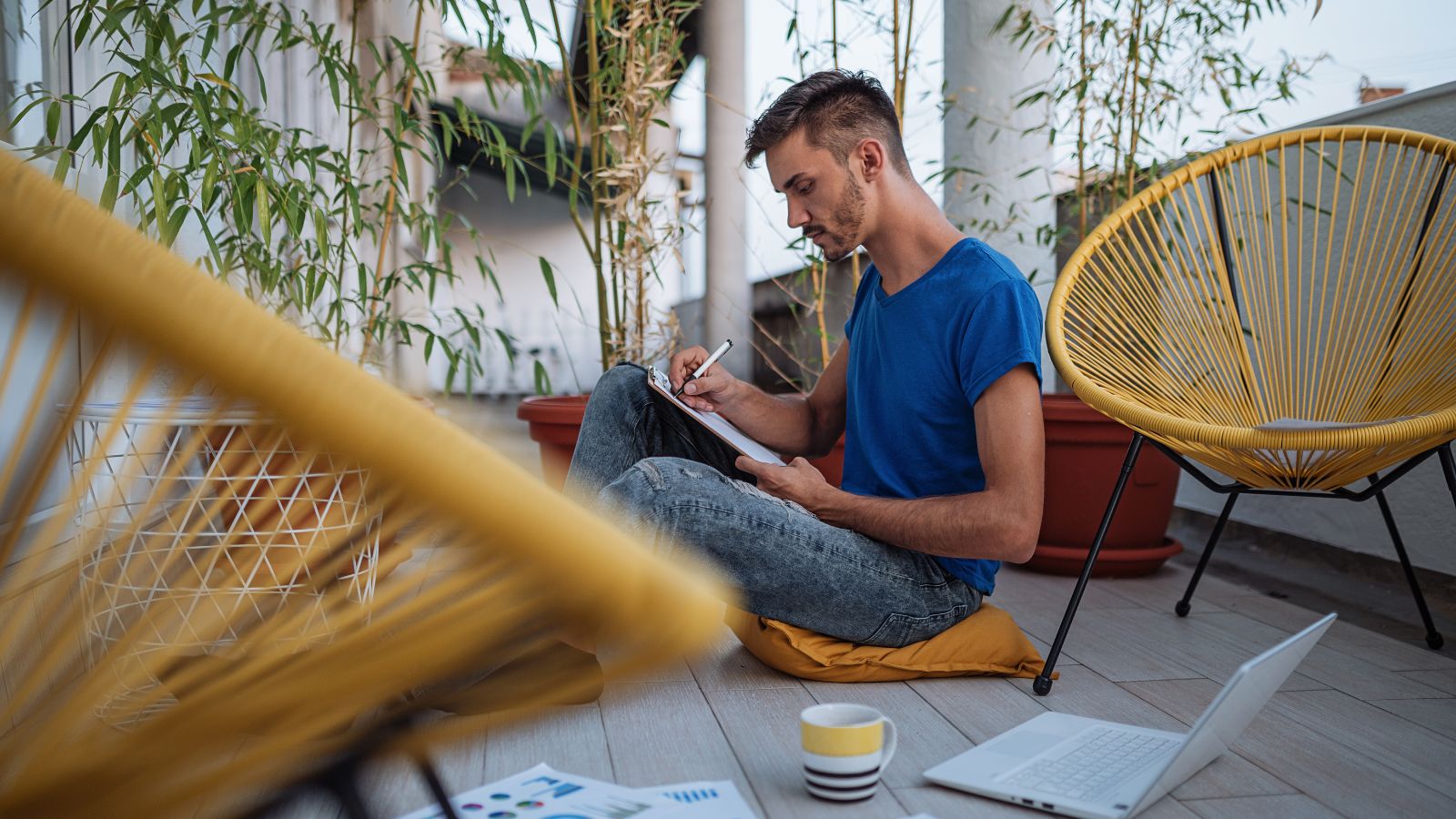 niche short-term rentals for writers - listytravels.com