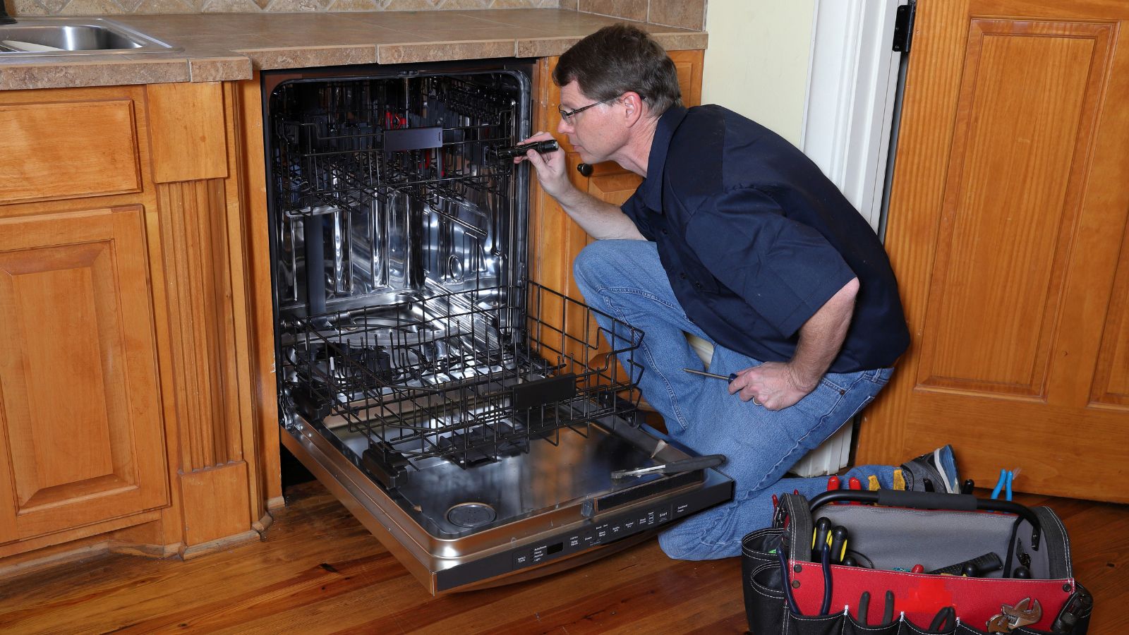 Malfunctioning Appliances or Amenities in Short-Term Rentals: 11 Smart Solutions