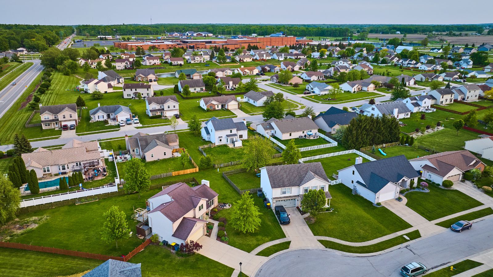 Short-Term Rentals in Up-and-Coming Neighborhoods: 11 Factors When Choosing